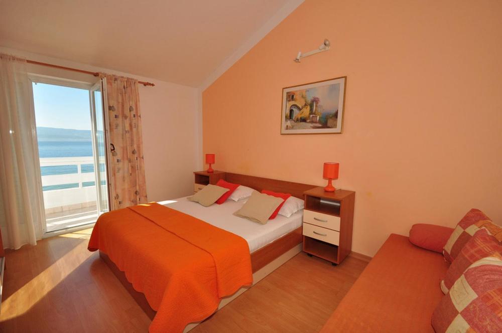 오미스 Anastazija Sea View 아파트 외부 사진