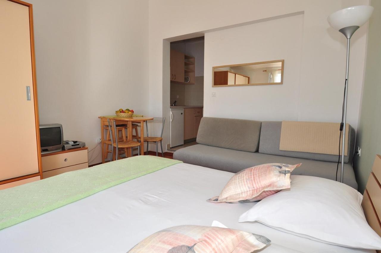 오미스 Anastazija Sea View 아파트 외부 사진