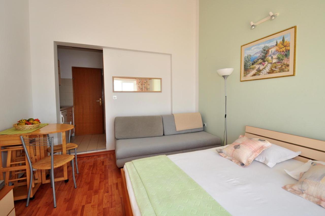 오미스 Anastazija Sea View 아파트 외부 사진